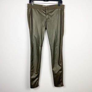 Hollister faux pant